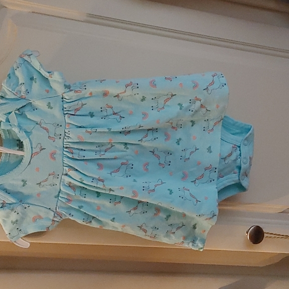 Child of Mine by Carters 6 and 9 months dressed with built-in onesie - Picture 5 of 6